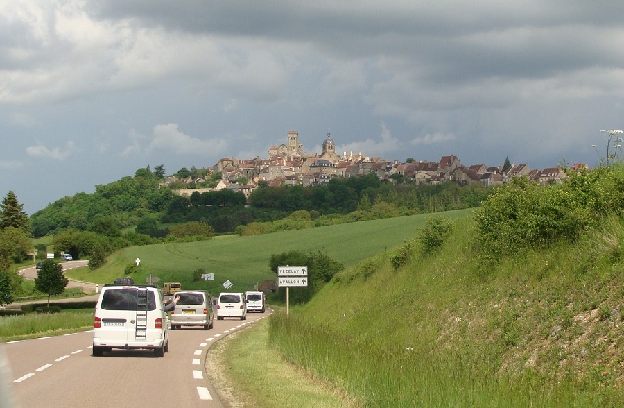 convoi vers Vézelay